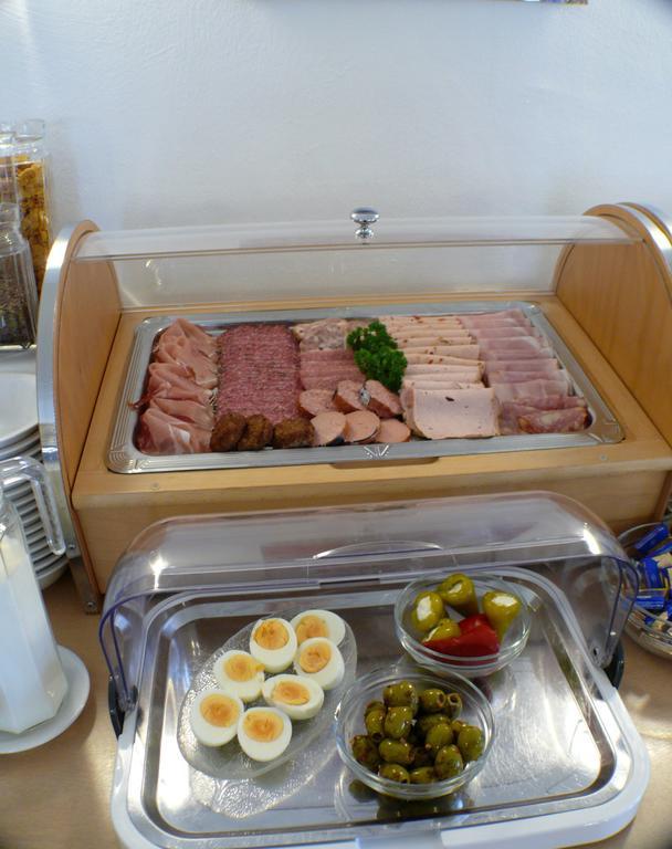 Hotel Garni - Haus Gemmer Coburg Ngoại thất bức ảnh