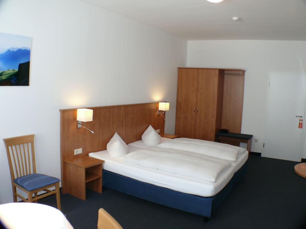 Hotel Garni - Haus Gemmer Coburg Phòng bức ảnh