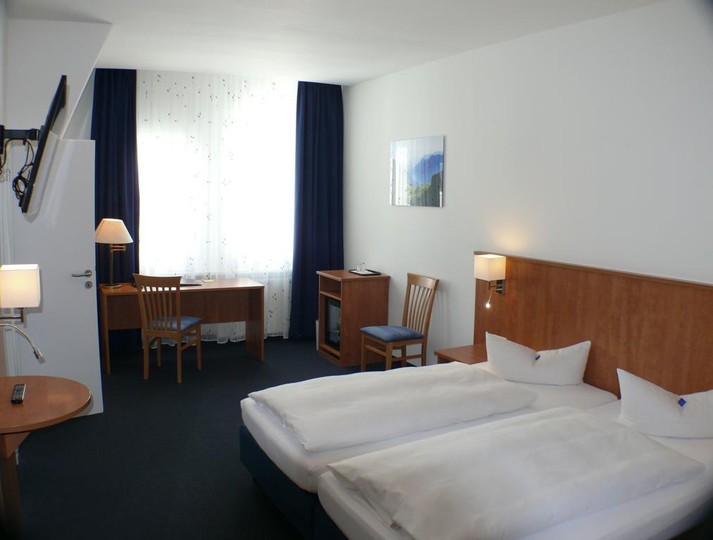 Hotel Garni - Haus Gemmer Coburg Phòng bức ảnh